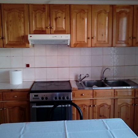 B1 Apt Mytilini Buitenkant foto